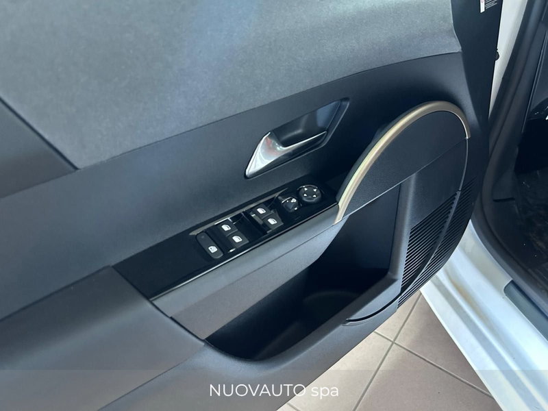 Lancia Ypsilon nuova a Arezzo (11)