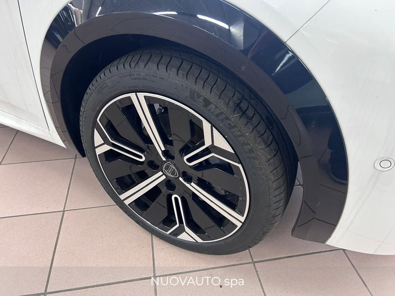 Lancia Ypsilon nuova a Arezzo (15)