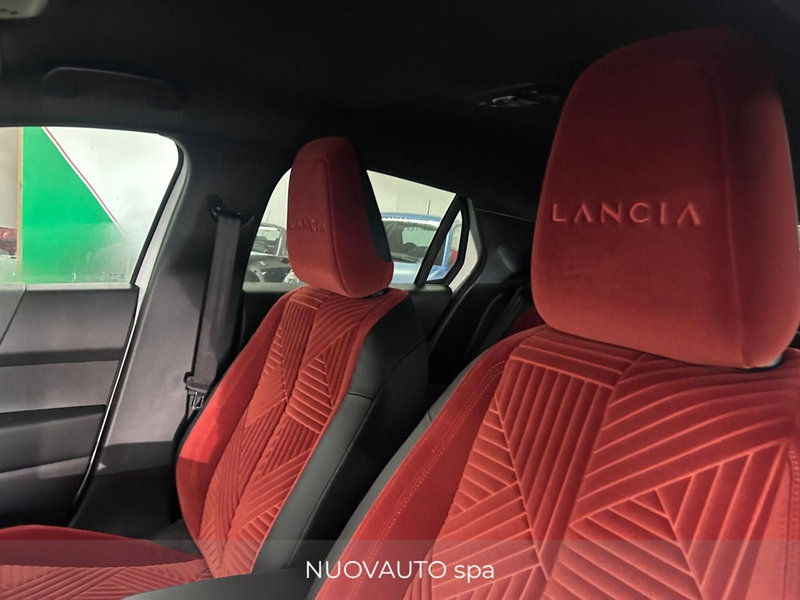 Lancia Ypsilon nuova a Arezzo (5)