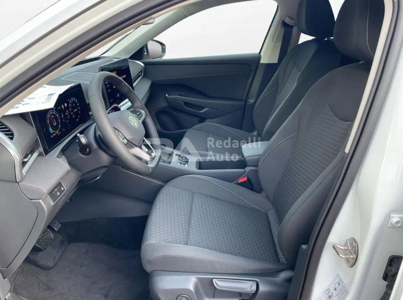 Volkswagen T-Roc nuova a Lecco (3)