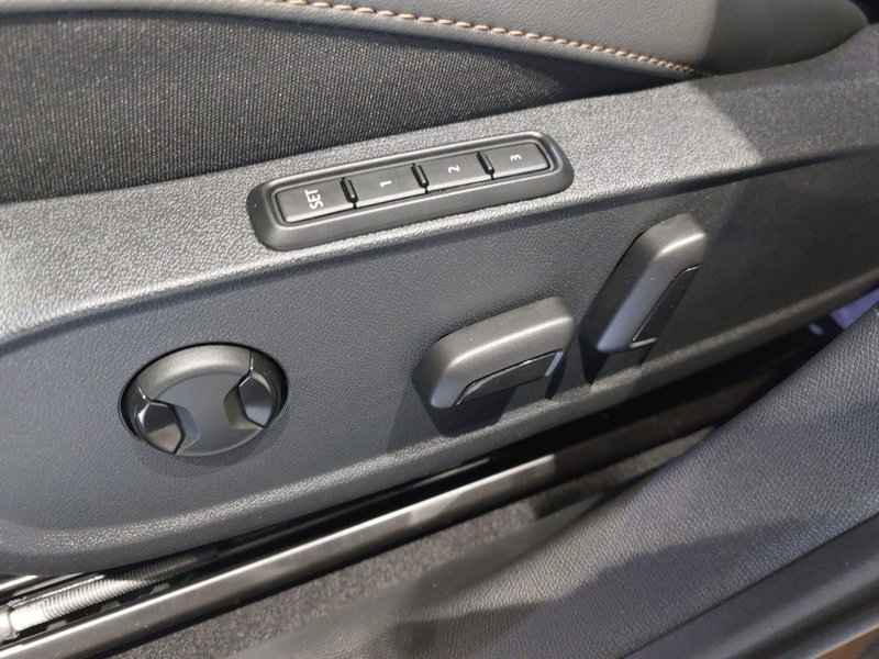 Cupra Formentor nuova a Frosinone (11)