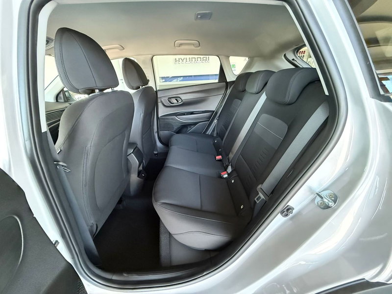 Hyundai Bayon nuova a Frosinone (8)