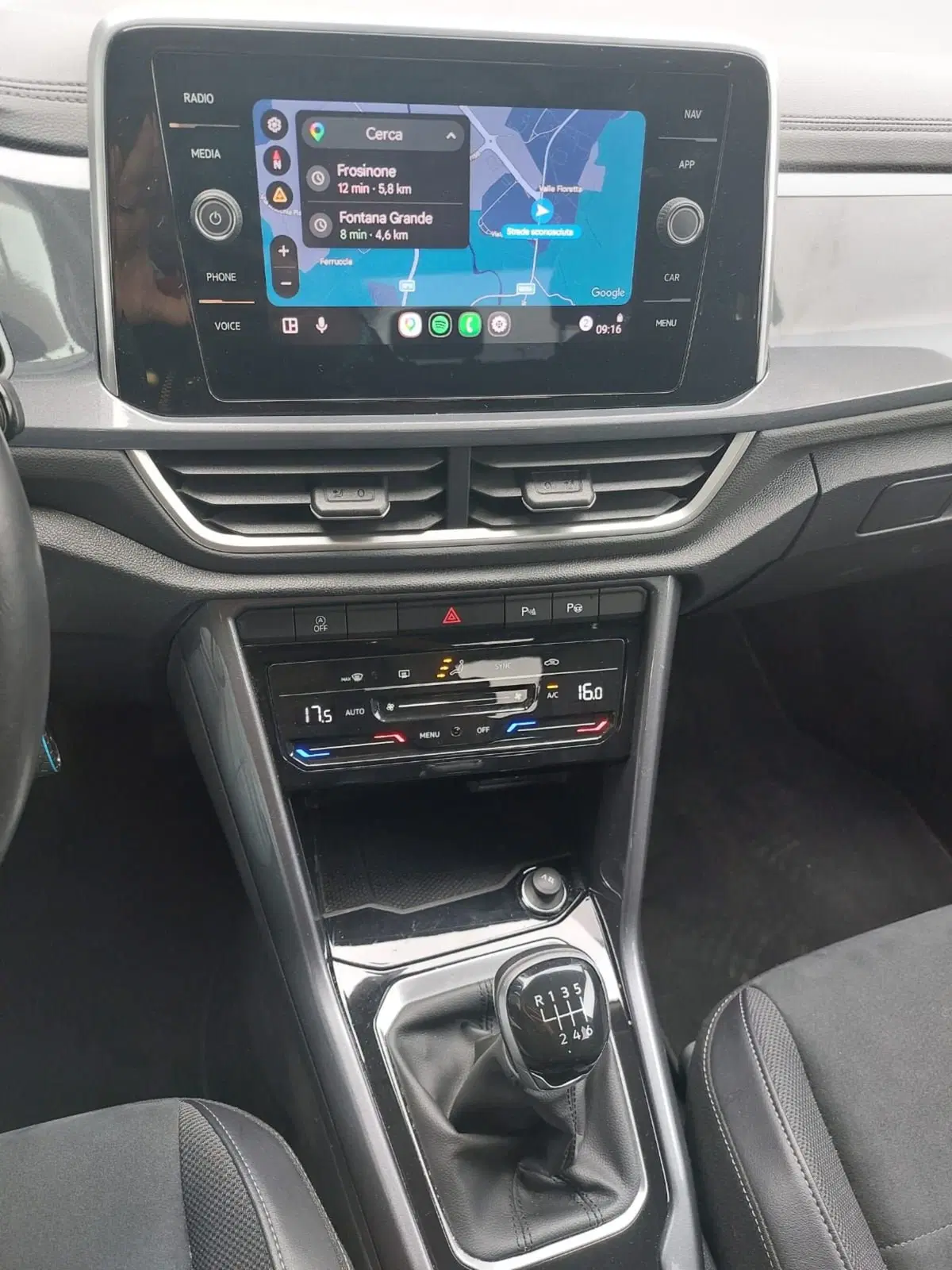 Volkswagen T-Roc usata a Frosinone (11)