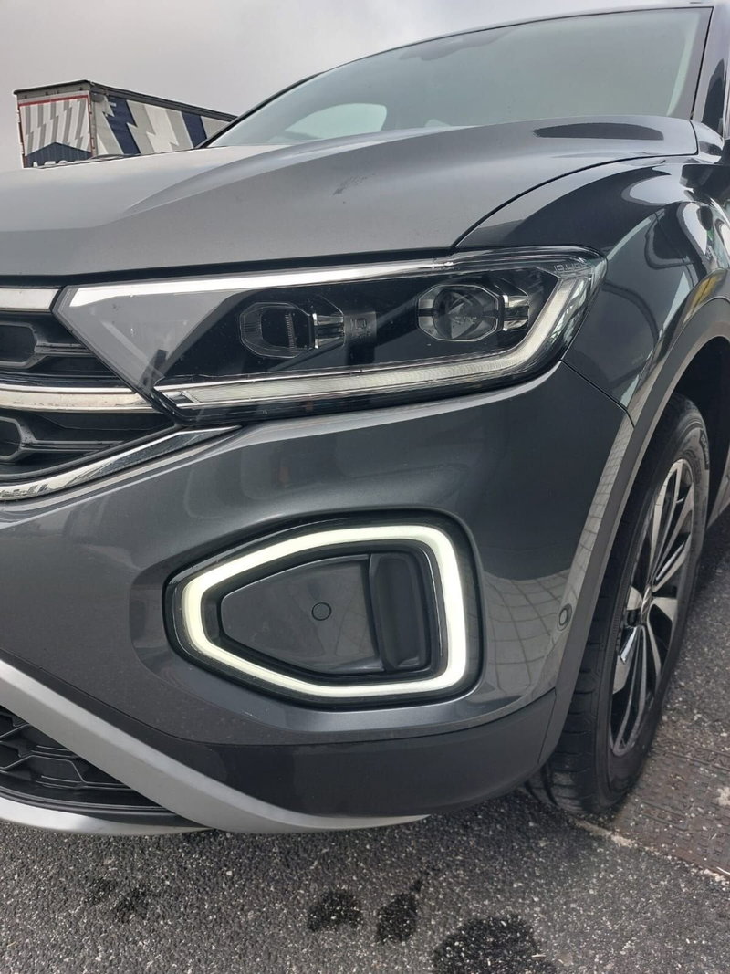 Volkswagen T-Roc usata a Frosinone (12)