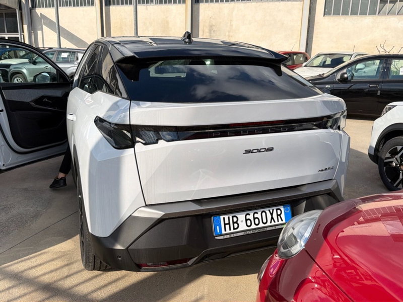 Peugeot 3008 nuova a Frosinone (14)