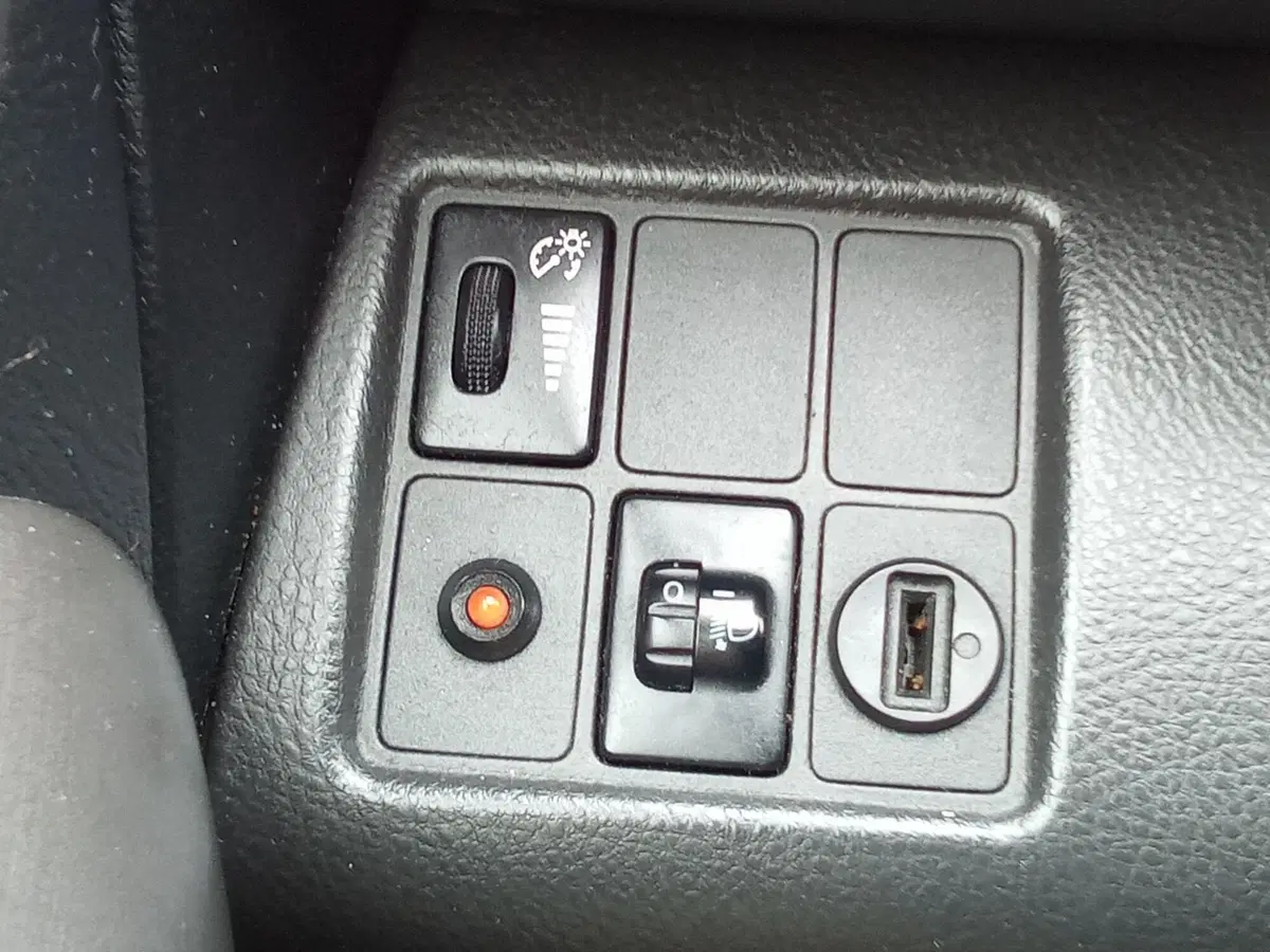 Toyota Rav4 usata a Rimini (14)