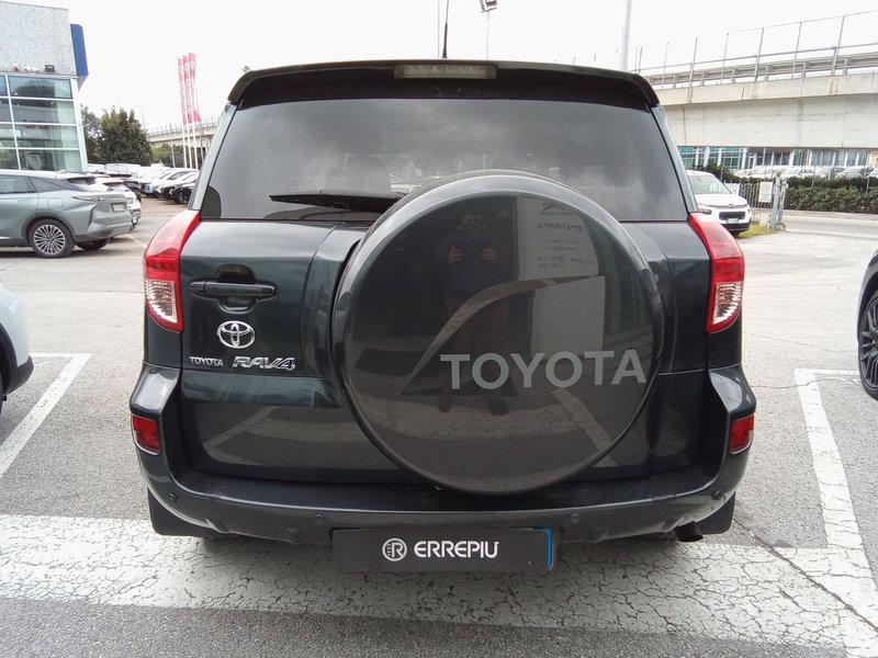 Toyota Rav4 usata a Rimini (6)