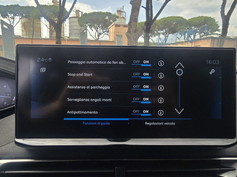 Peugeot 3008 usata a Massa-Carrara (12)