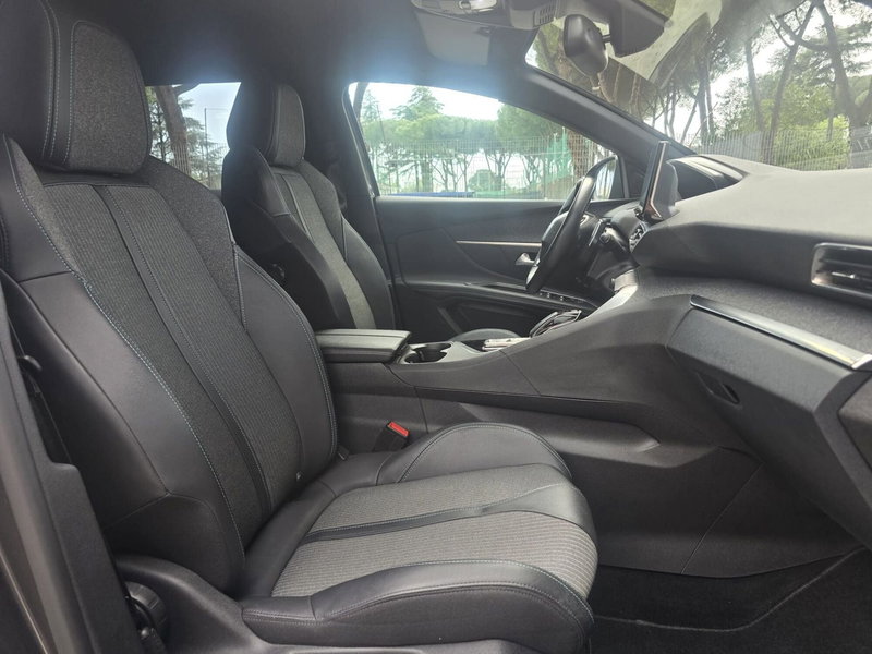 Peugeot 3008 usata a Massa-Carrara (5)