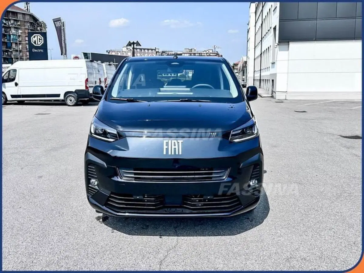 Fiat Ulysse nuova a Milano (2)