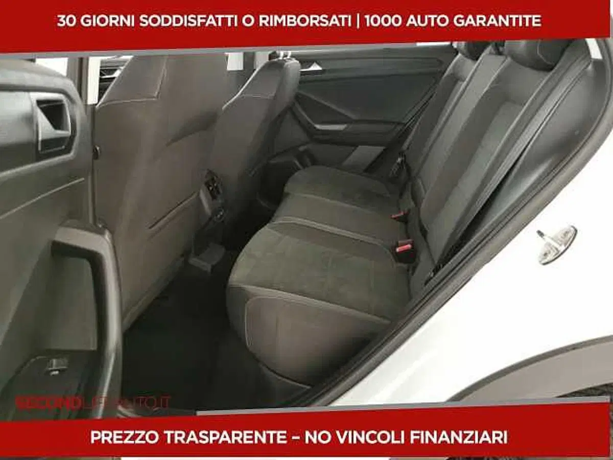 Volkswagen T-Roc usata a Chieti (15)