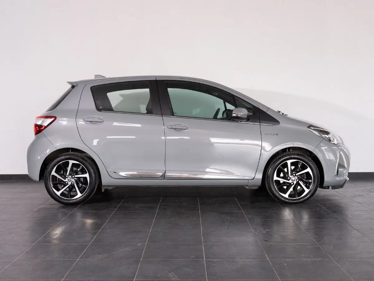Toyota Yaris usata a Foggia (14)