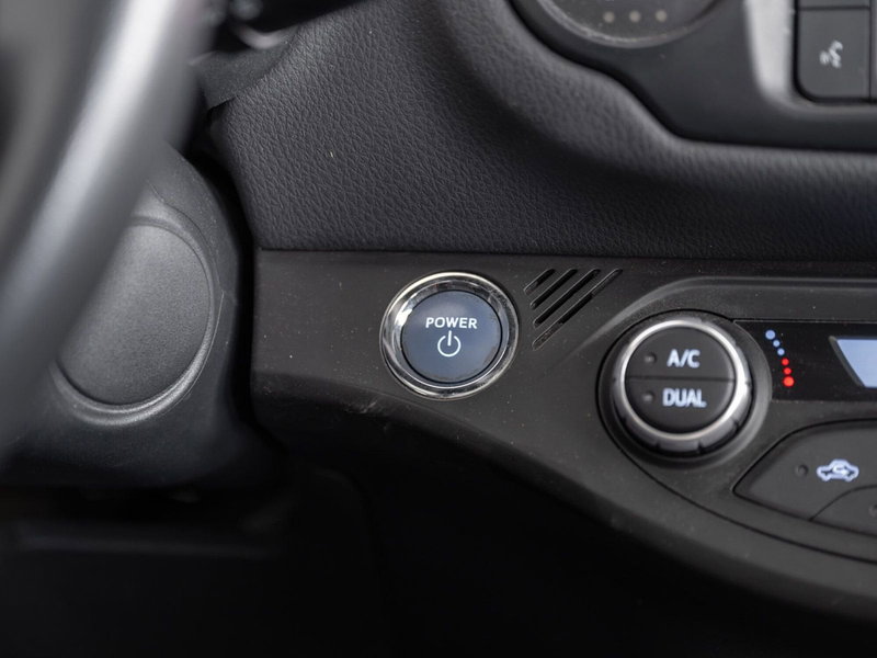 Toyota Yaris usata a Foggia (20)