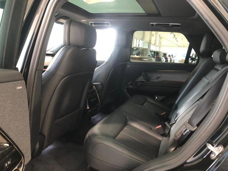 Land Rover Range Rover Sport usata a Venezia (5)