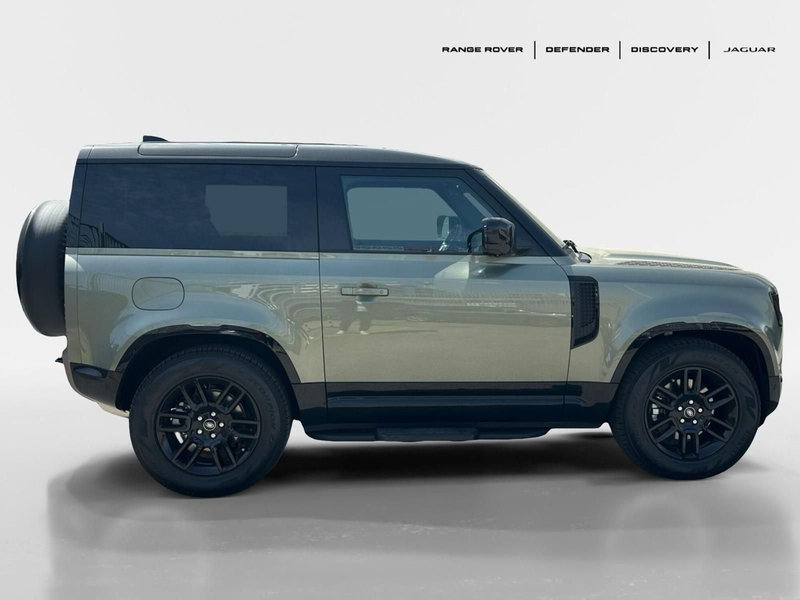 Land Rover Defender usata a Bari (6)