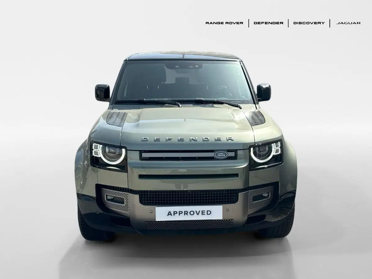 Land Rover Defender usata a Bari (8)