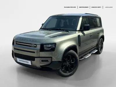 Land Rover Defender 110 3.0d i6 mhev X-Dynamic SE awd 200cv auto nuova a Bari