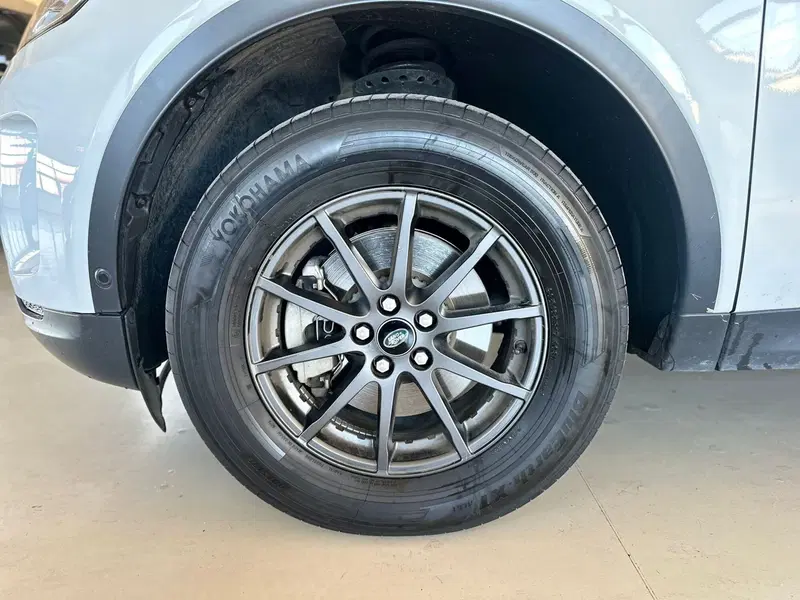 Land Rover Discovery Sport usata a Modena (9)