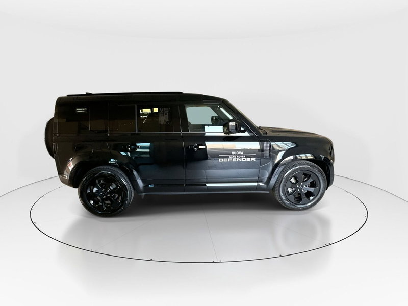 Land Rover Defender nuova a Modena (6)