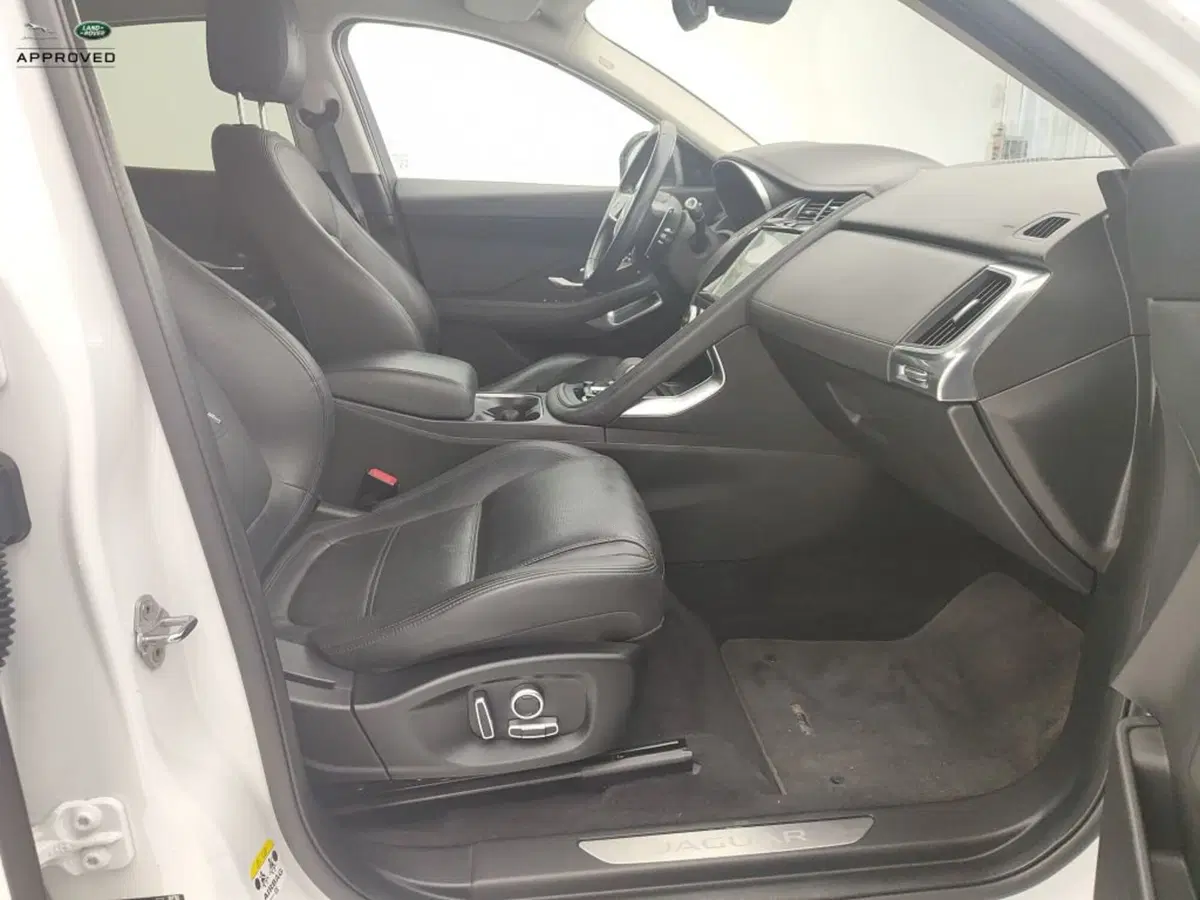 Jaguar E-Pace usata a Ragusa (4)
