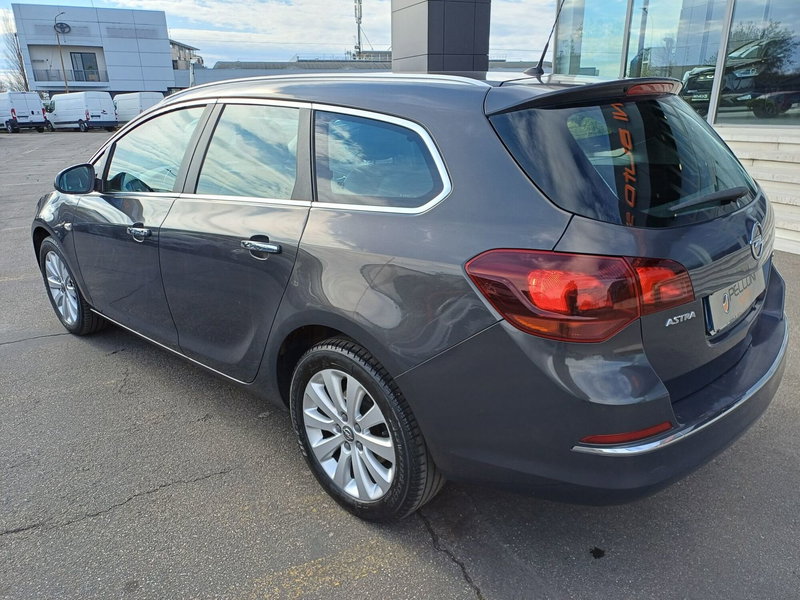 Opel Astra Station Wagon usata a Modena (8)