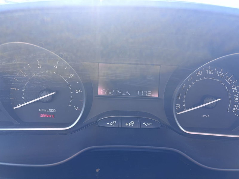 Peugeot 208 usata a Ancona (14)