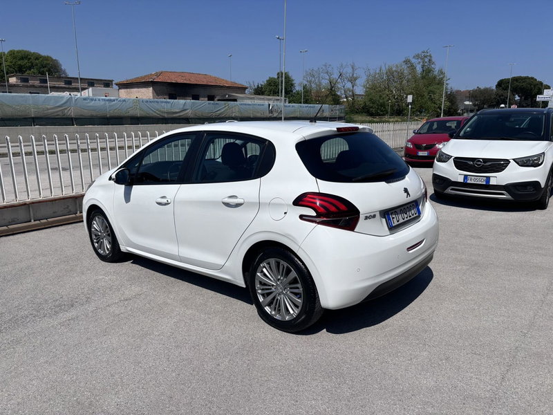 Peugeot 208 usata a Ancona (7)