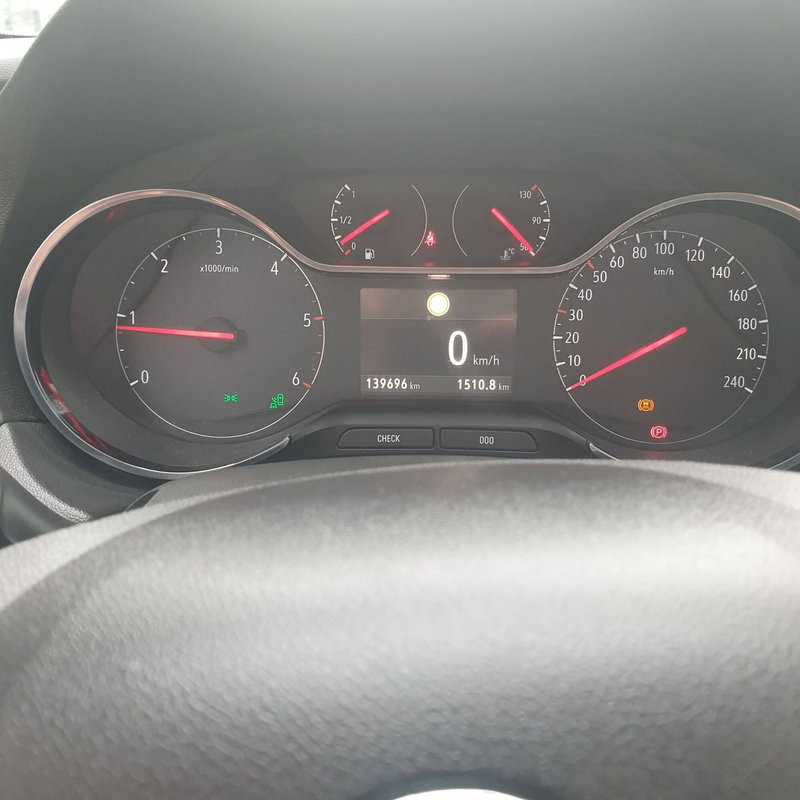 Opel Grandland X usata a Padova (16)