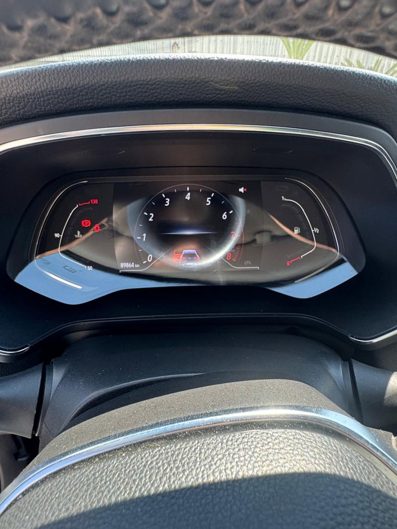 Renault Captur usata a Caserta (12)