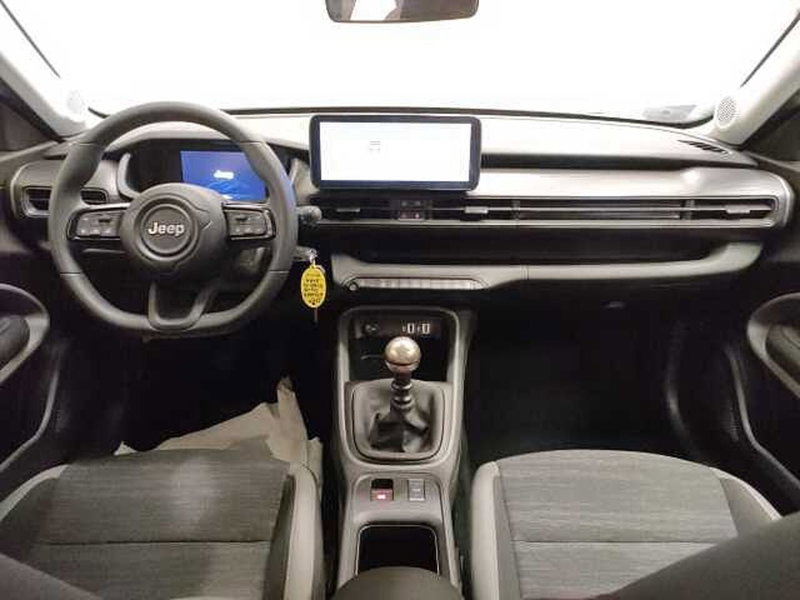 Jeep Avenger usata a Teramo (16)