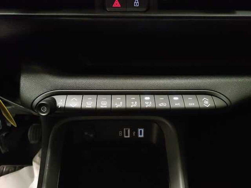 Jeep Avenger usata a Teramo (20)