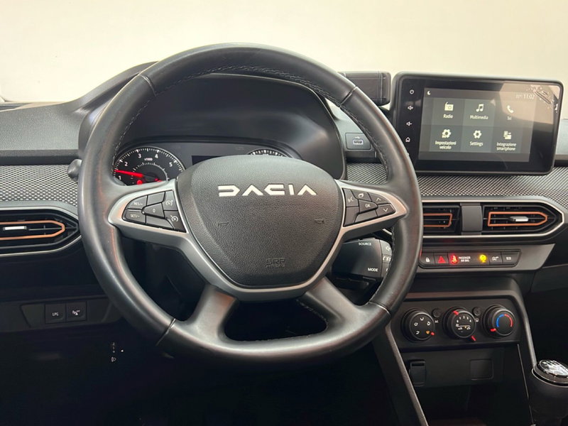 Dacia Sandero usata a Roma (12)