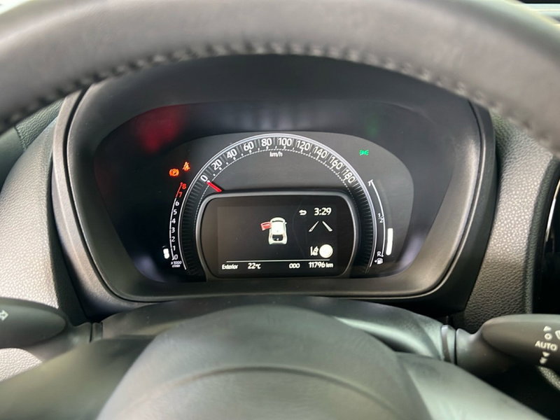 Toyota Aygo X usata a Roma (18)