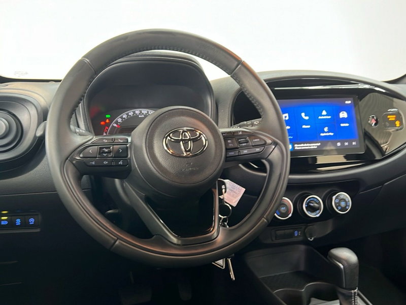 Toyota Aygo X usata a Roma (13)