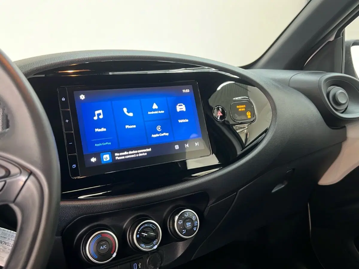 Toyota Aygo X usata a Roma (18)