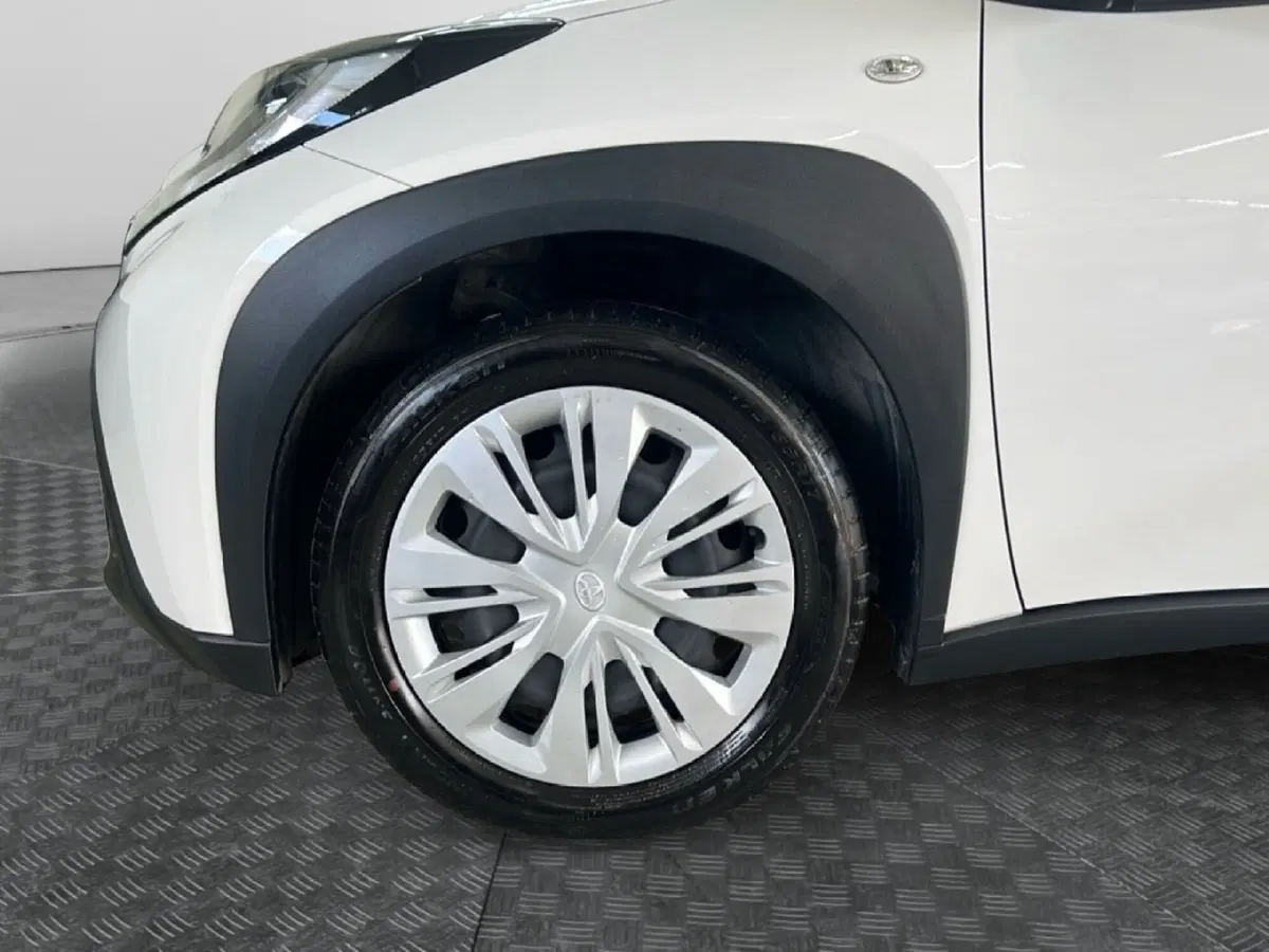 Toyota Aygo X usata a Roma (9)