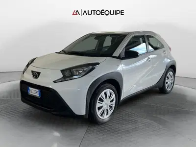 Toyota Aygo X 1.0 Active 72cv s-cvt del 2025 usata a Roma