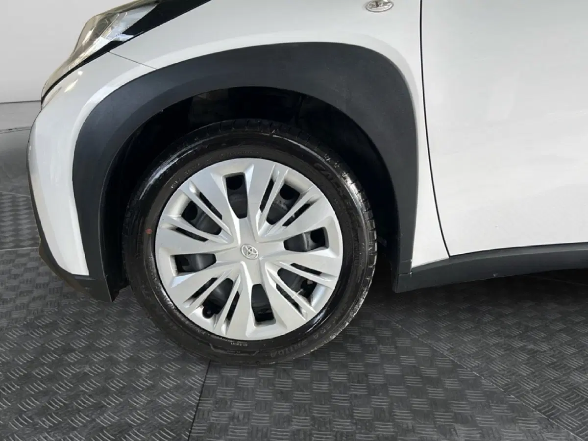 Toyota Aygo X usata a Roma (9)