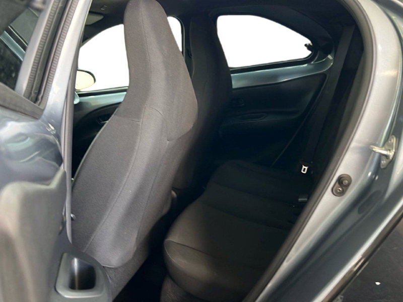 Toyota Aygo X usata a Roma (11)