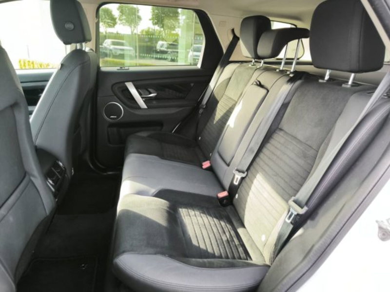 Land Rover Discovery Sport usata a Livorno (10)