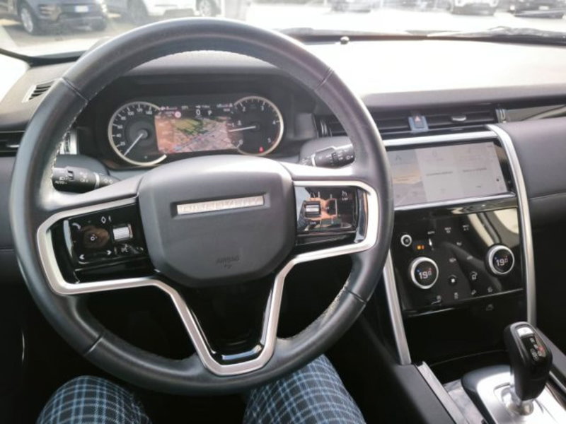 Land Rover Discovery Sport usata a Livorno (6)