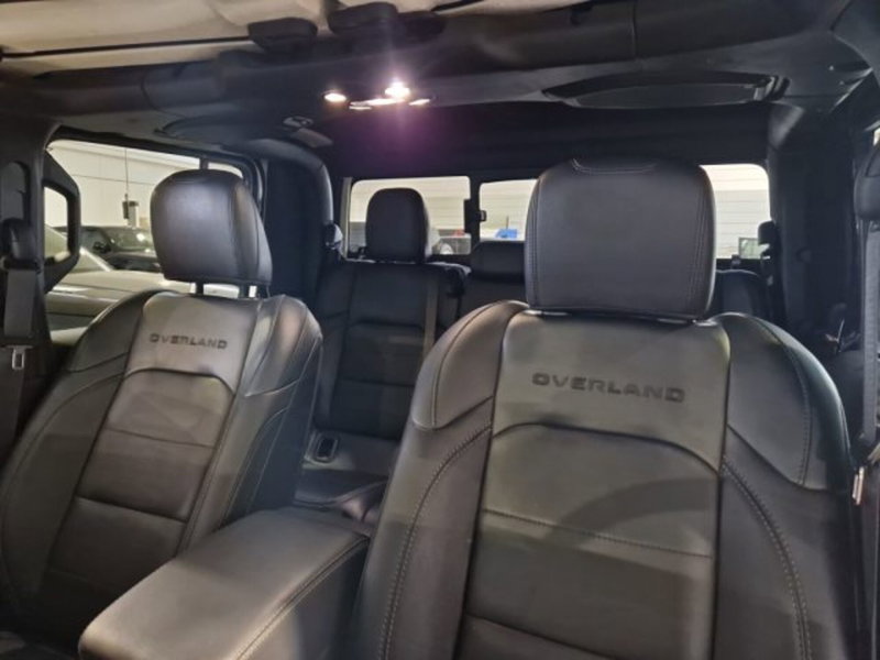 Jeep Gladiator usata a Livorno (13)