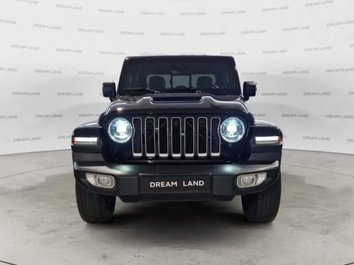 Jeep Gladiator usata a Livorno (4)