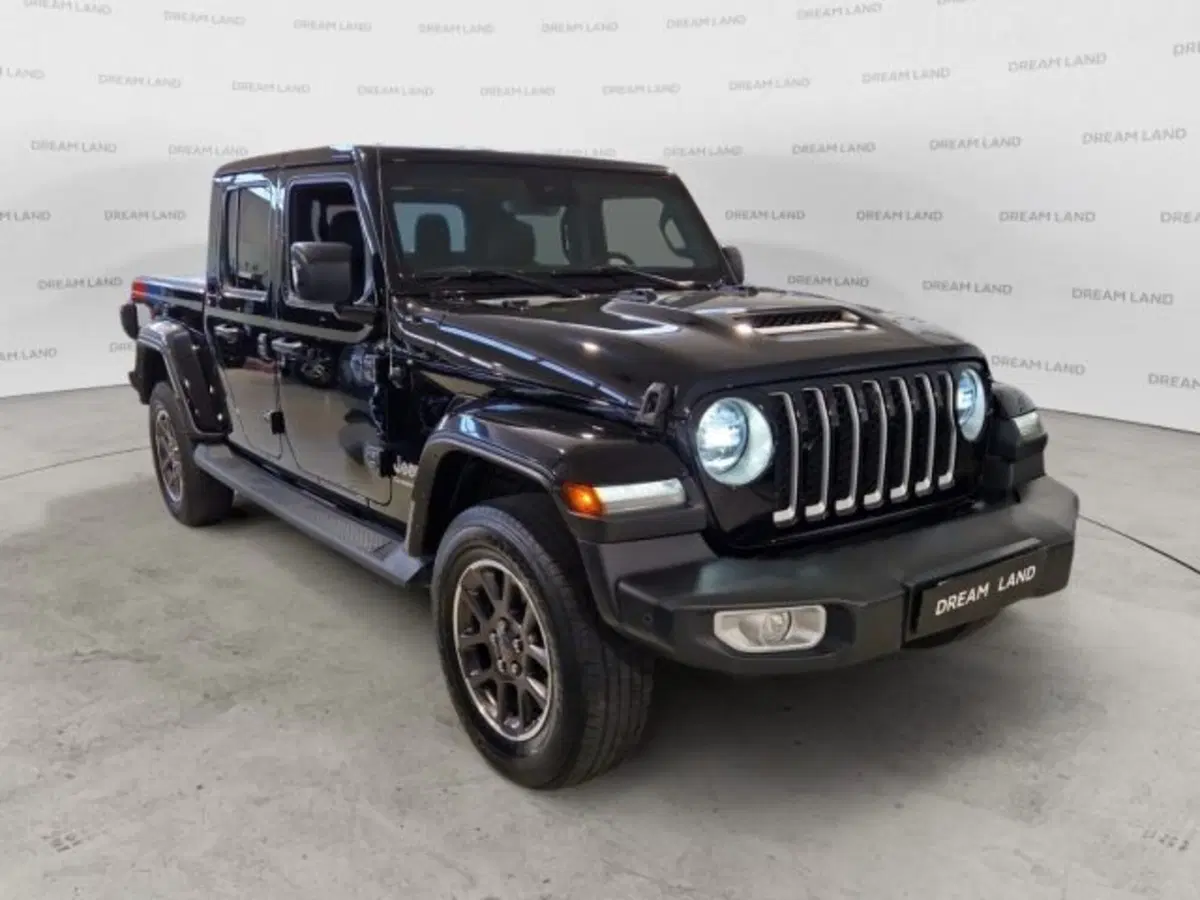 Jeep Gladiator usata a Livorno