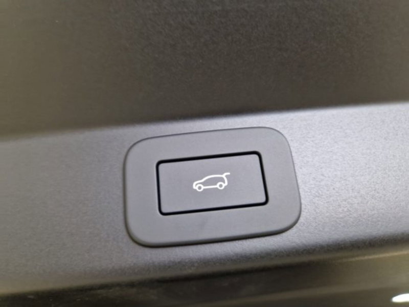 Land Rover Range Rover Sport usata a Livorno (20)