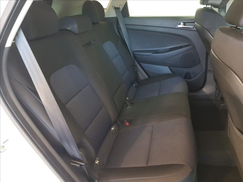 Hyundai Tucson usata a Lucca (12)