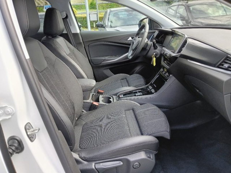Opel Grandland nuova a Brescia (17)
