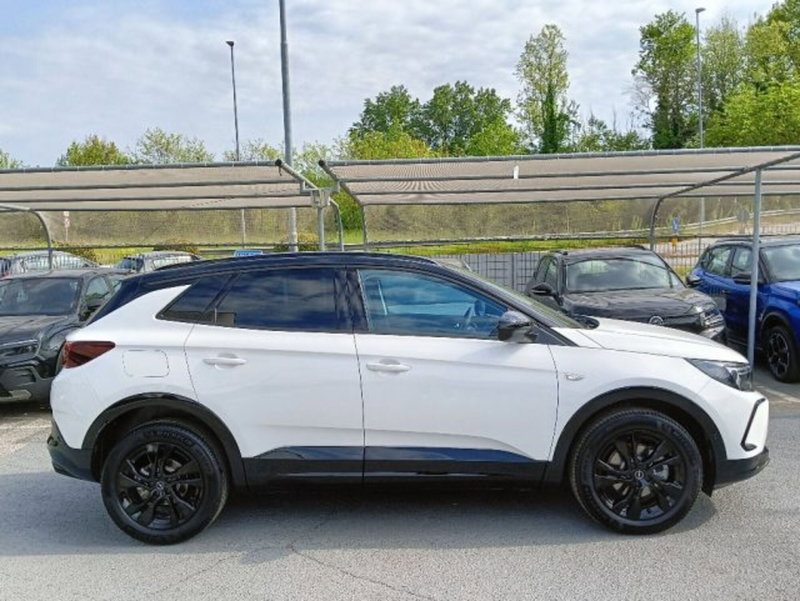 Opel Grandland nuova a Brescia (4)
