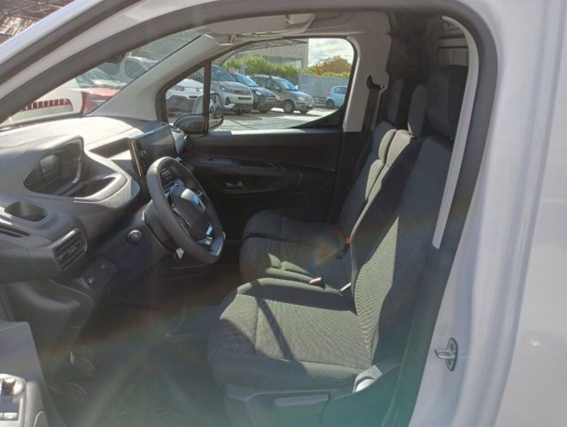 Peugeot Partner Furgone nuova a Brescia (20)