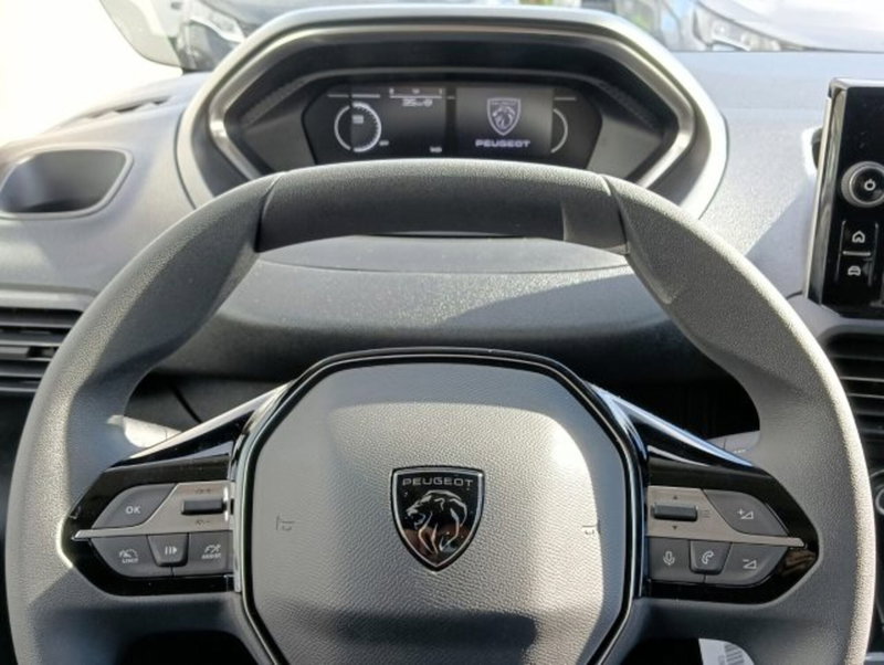 Peugeot Partner Furgone nuova a Brescia (8)